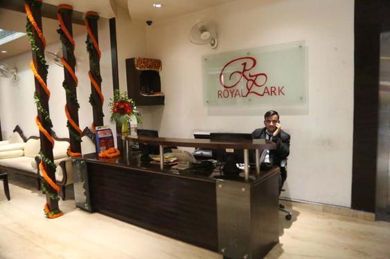 Royal Park Hotels & Resorts Ghaziabad Eksteriør billede